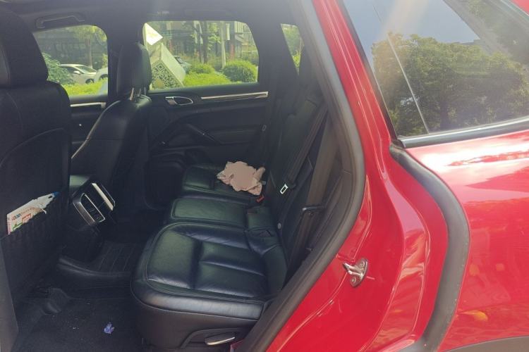 Used Porsche Cayenne 2016 Cayenne 3.0T Left Rear Seat