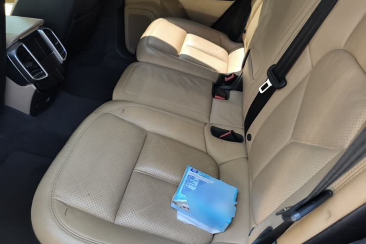 Used Porsche Cayenne 2016 Cayenne 3.0T Left Rear Seat