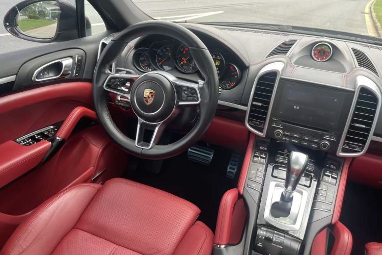 Used Porsche Cayenne 2016 Cayenne 3.0T Steering Wheel