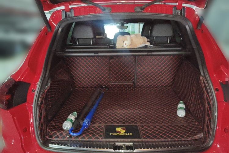 Used Porsche Cayenne 2016 Cayenne 3.0T Trunk