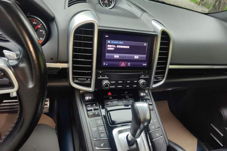 Used Porsche Cayenne 2016 Cayenne 3.0T Audio And AC Panel