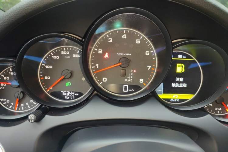 Used Porsche Cayenne 2016 Cayenne 3.0T Instrument Cluster