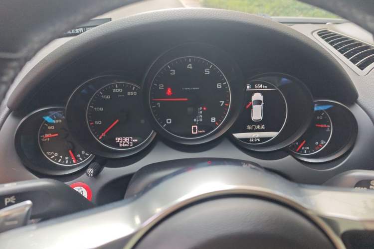 Used Porsche Cayenne 2016 Cayenne Platinum Edition 3.0T Instrument Cluster