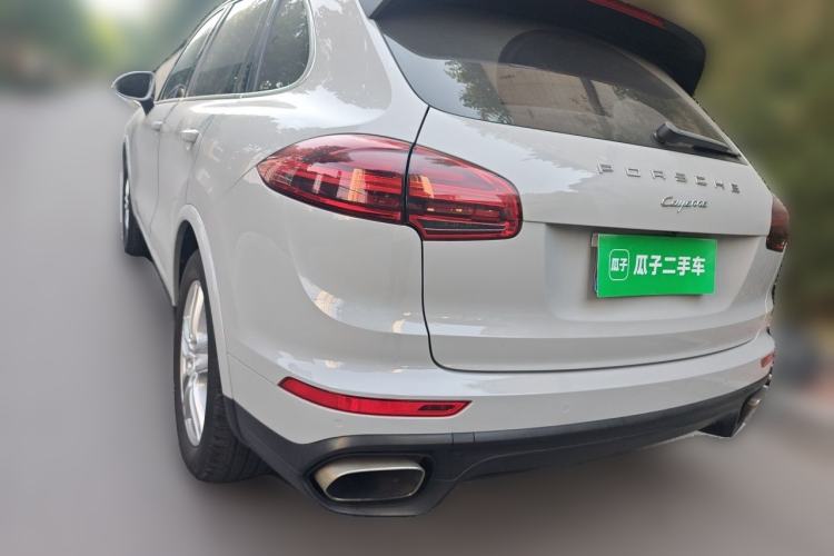 Used Porsche Cayenne 2016 Cayenne Platinum Edition 3.0T Rear Left 45 Deg