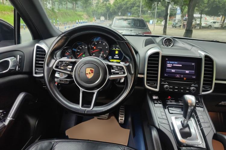 Used Porsche Cayenne 2016 Cayenne 3.0T Steering Wheel