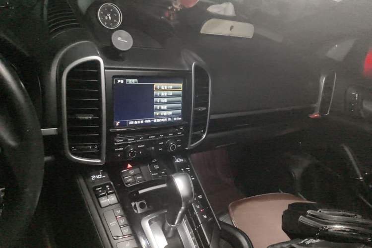 Used Porsche Cayenne 2016 Cayenne S 3.6T Audio And AC Panel