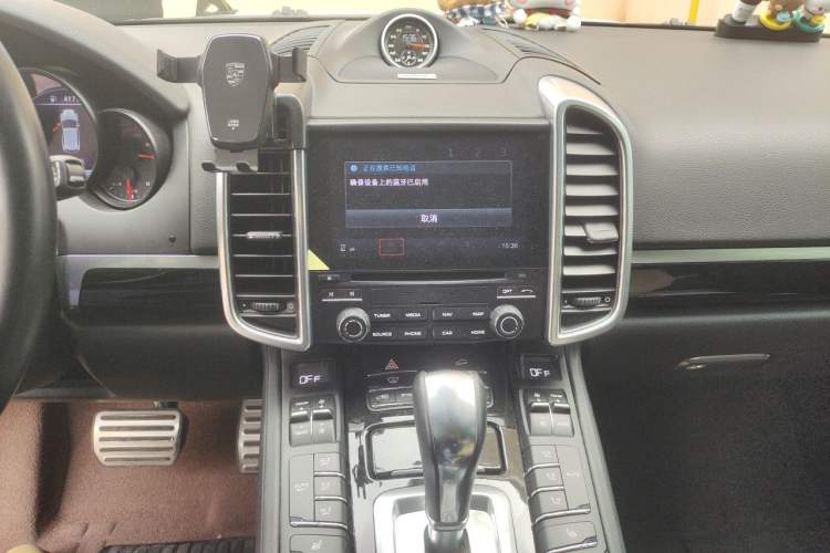 Used Porsche Cayenne 2016 Cayenne 3.0T Audio And AC Panel