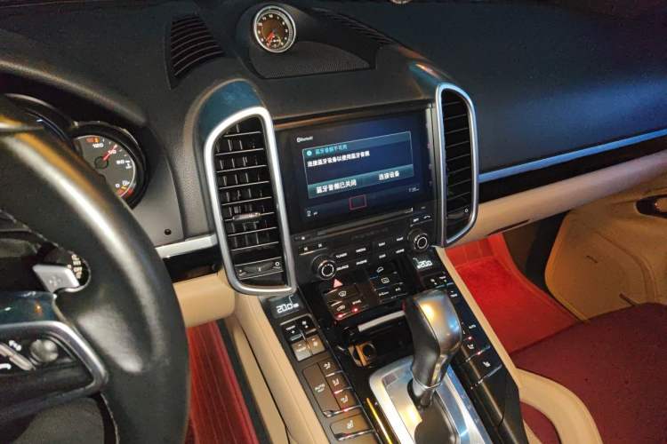 Used Porsche Cayenne 2016 Cayenne Platinum Edition 3.0T Audio And AC Panel