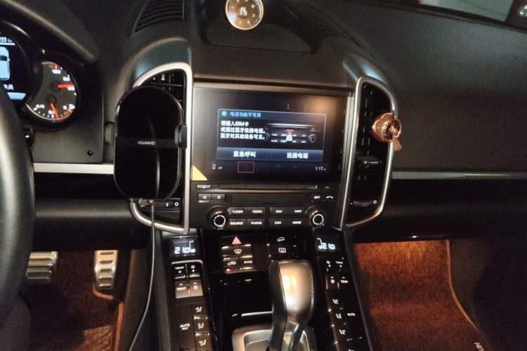 Used Porsche Cayenne 2016 Cayenne Platinum Edition 3.0T Audio And AC Panel