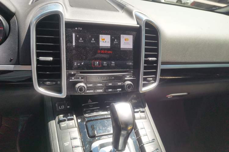 Used Porsche Cayenne 2016 Cayenne 3.0T Audio And AC Panel