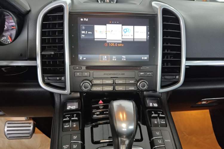 Used Porsche Cayenne 2016 Cayenne 3.0T Audio And AC Panel