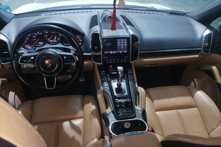Used Porsche Cayenne 2016 Cayenne 3.0T Center Console