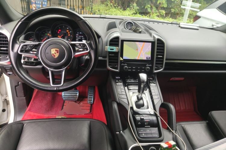 Used Porsche Cayenne 2016 Cayenne 3.0T Center Console