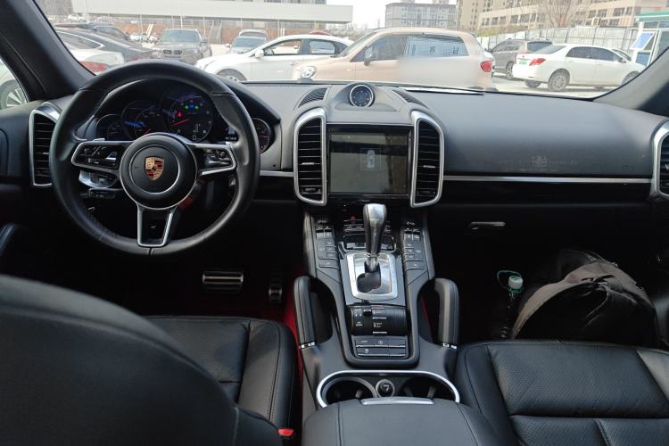 Used Porsche Cayenne 2016 Cayenne 3.0T Center Console