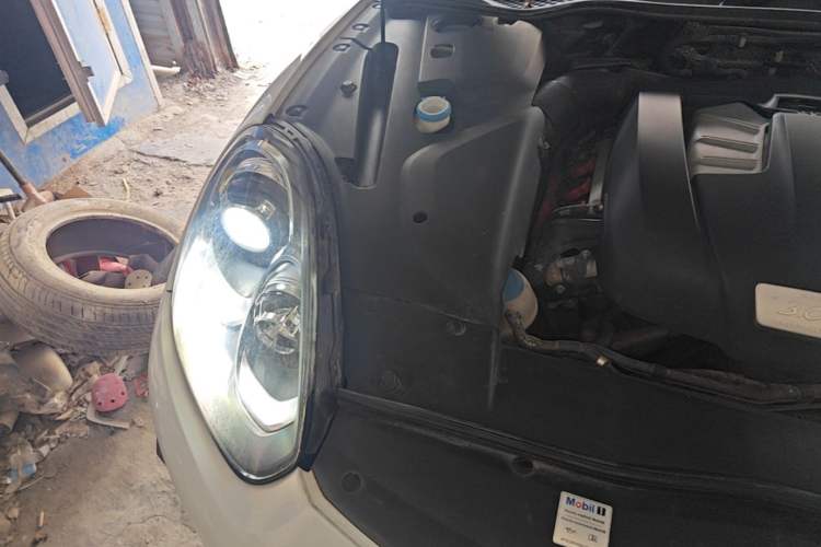 Used Porsche Cayenne 2016 Cayenne 3.0T Engine Bay Right