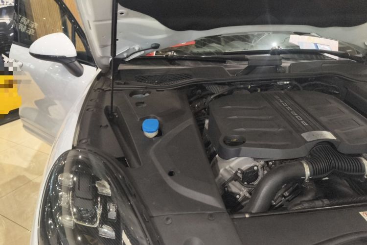 Used Porsche Cayenne 2016 Cayenne GTS 3.6T Engine Bay Right