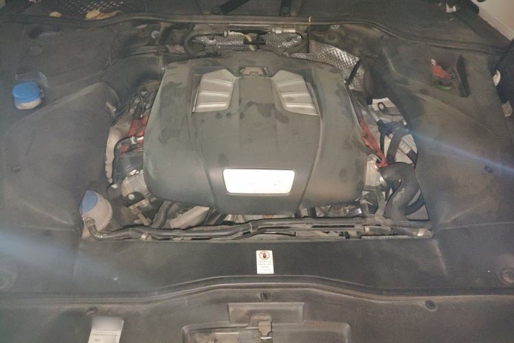 Used Porsche Cayenne 2016 Cayenne Platinum Edition 3.0T Engine Bay