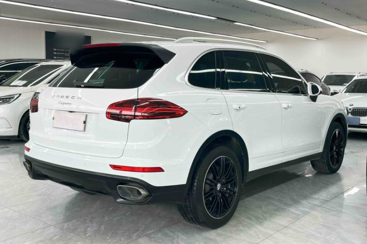 Used Porsche Cayenne 2016 Cayenne 3.0T Exterior 2