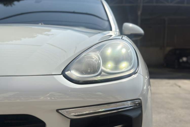 Used Porsche Cayenne 2016 Cayenne 3.0T Exterior 4