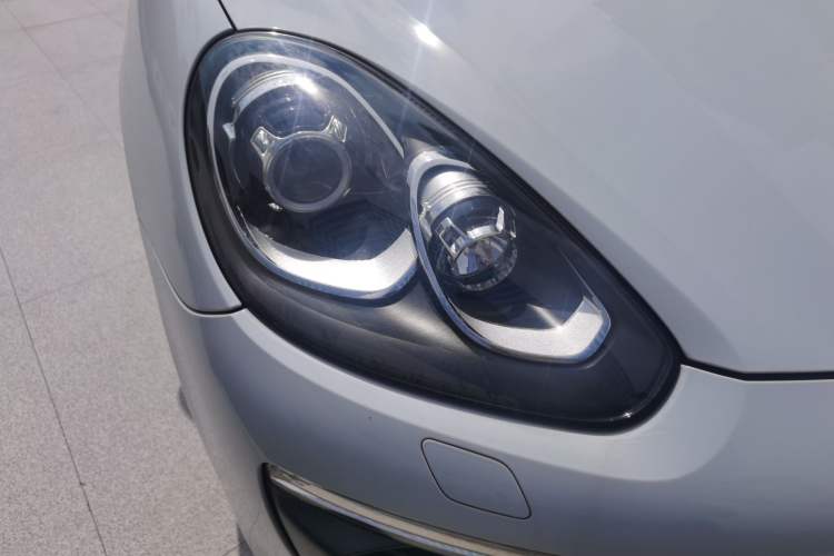 Used Porsche Cayenne 2016 Cayenne Platinum Edition 3.0T Exterior 6