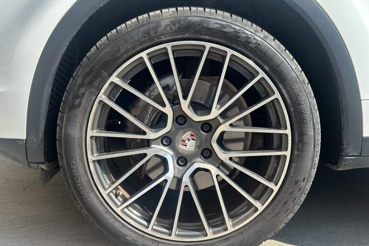 Used Porsche Cayenne 2016 Cayenne 3.0T Exterior 9