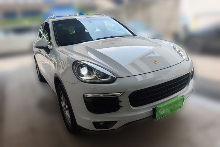 Used Porsche Cayenne 2016 Cayenne 3.0T Front Right 45 Deg