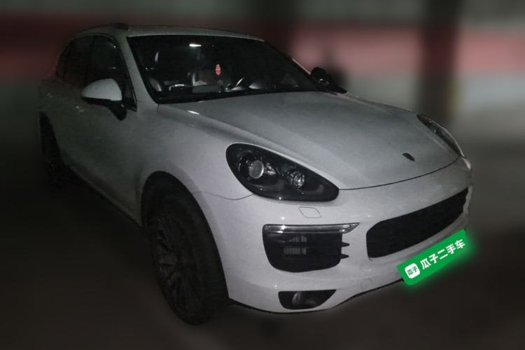 Used Porsche Cayenne 2016 Cayenne S 3.6T Front Right 45 Deg