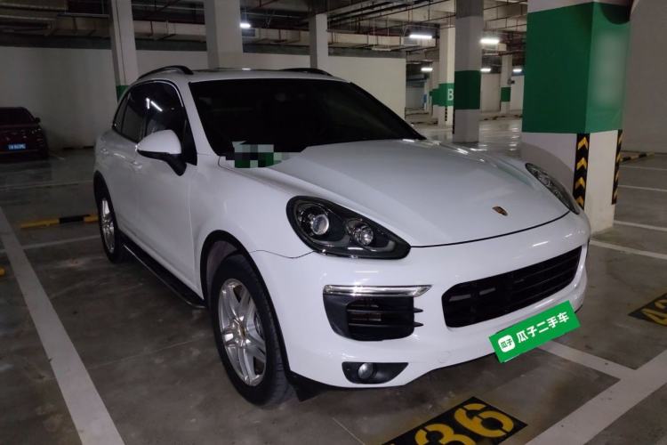 Used Porsche Cayenne 2016 Cayenne 3.0T Front Right 45 Deg