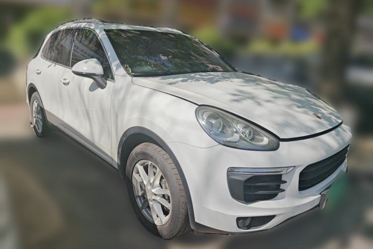 Used Porsche Cayenne 2016 Cayenne 3.0T Front Right 45 Deg
