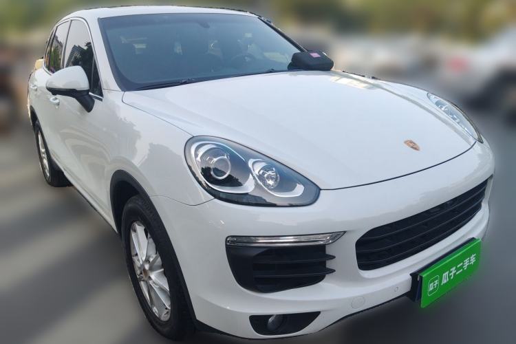 Used Porsche Cayenne 2016 Cayenne 3.0T Front Right 45 Deg