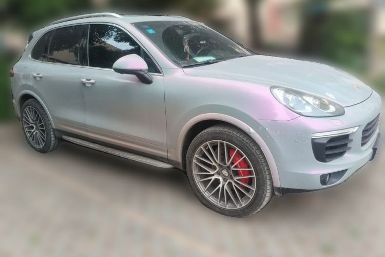 Used Porsche Cayenne 2016 Cayenne Platinum Edition 3.0T Front Right 45 Deg