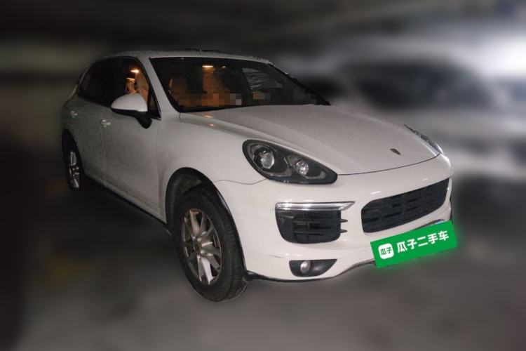 Used Porsche Cayenne 2016 Cayenne 3.0T Front Right 45 Deg