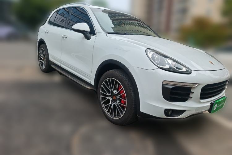 Used Porsche Cayenne 2016 Cayenne 3.0T Front Right 45 Deg
