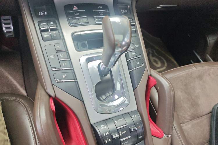 Used Porsche Cayenne 2016 Cayenne GTS 3.6T Gear Lever