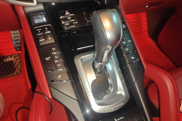 Used Porsche Cayenne 2016 Cayenne 3.0T Gear Lever