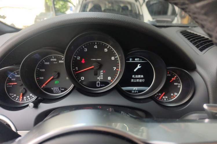Used Porsche Cayenne 2016 Cayenne 3.0T Instrument Cluster
