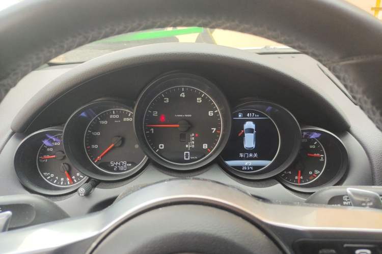 Used Porsche Cayenne 2016 Cayenne 3.0T Instrument Cluster