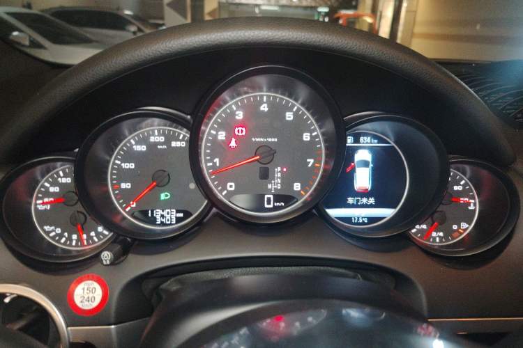 Used Porsche Cayenne 2016 Cayenne 3.0T Instrument Cluster