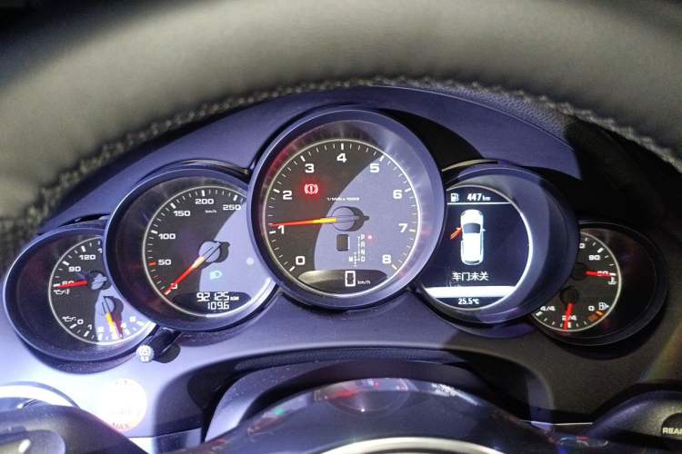 Used Porsche Cayenne 2016 3.6 V6 U.S. specification Instrument Cluster