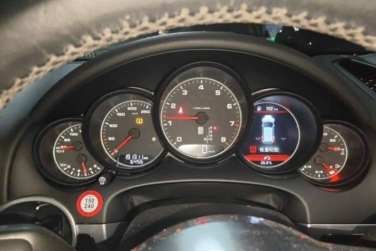 Used Porsche Cayenne 2016 Cayenne 3.0T Instrument Cluster