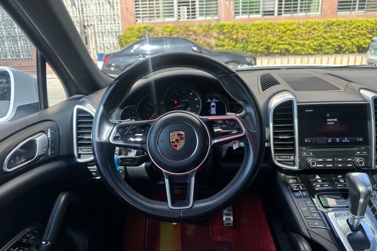 Used Porsche Cayenne 2016 Cayenne 3.0T Interior 1