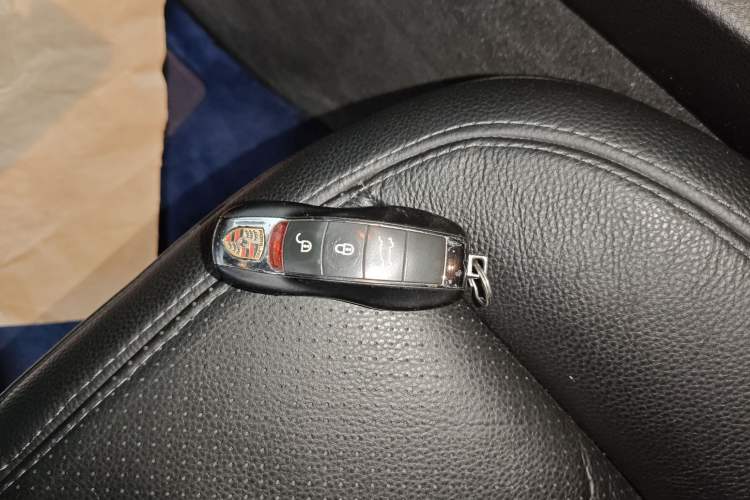 Used Porsche Cayenne 2016 Cayenne 3.0T Interior 1