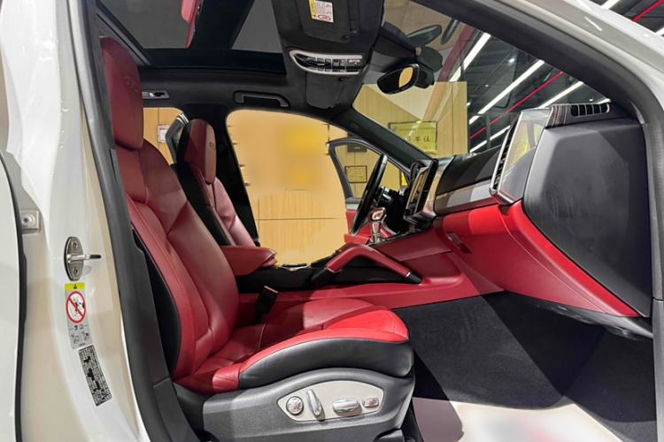 Used Porsche Cayenne 2016 Cayenne GTS 3.6T Interior 1