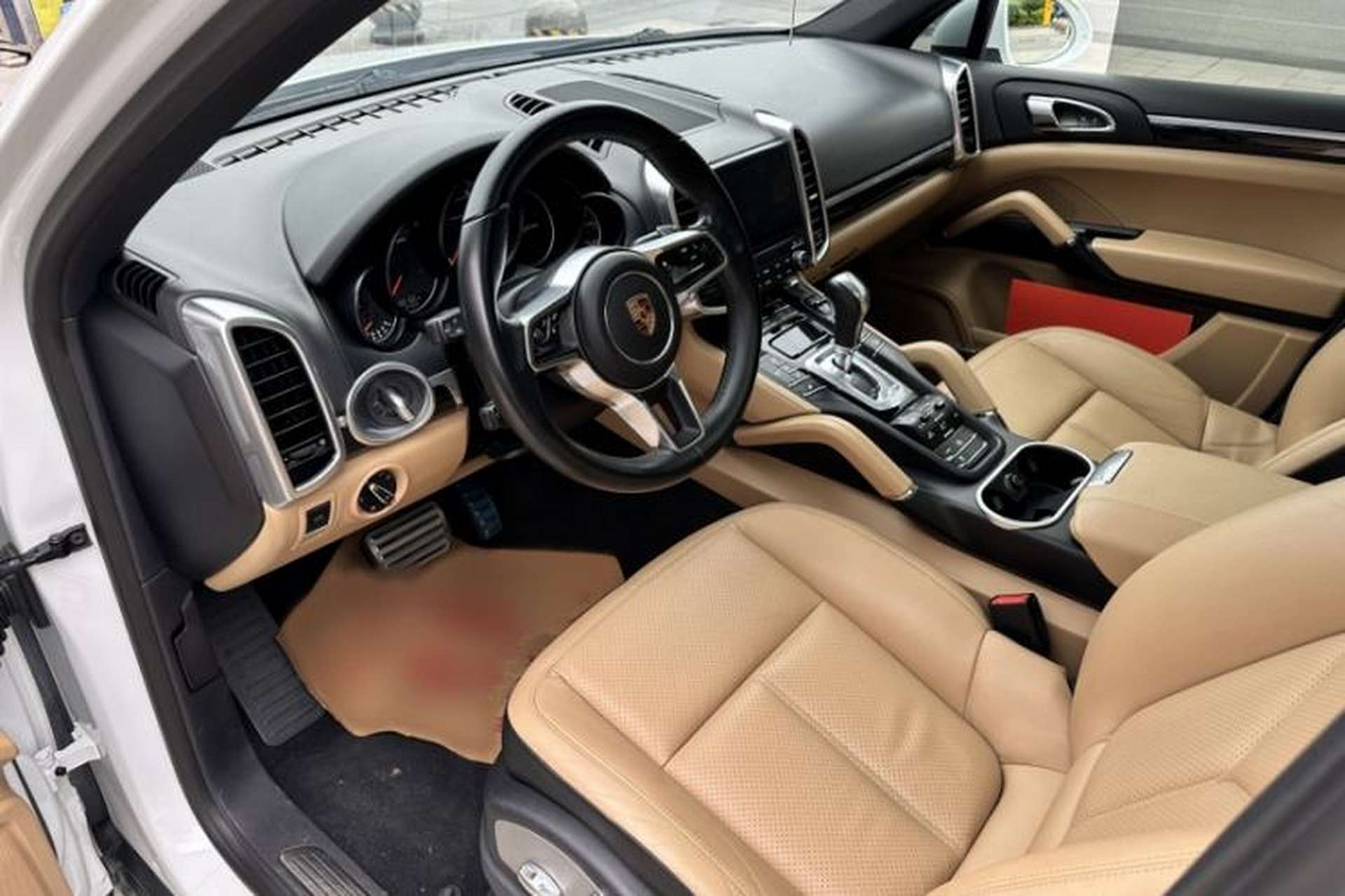Used Porsche Cayenne 2016 Cayenne 3.0T Interior 2