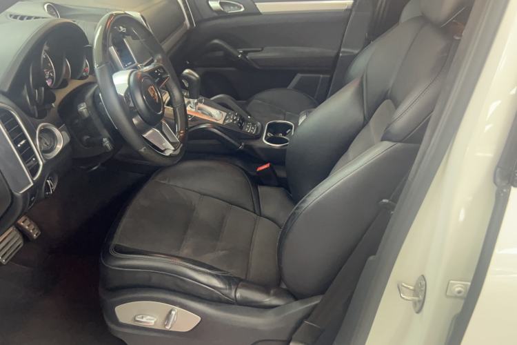 Used Porsche Cayenne 2016 Cayenne GTS 3.6T Interior 5