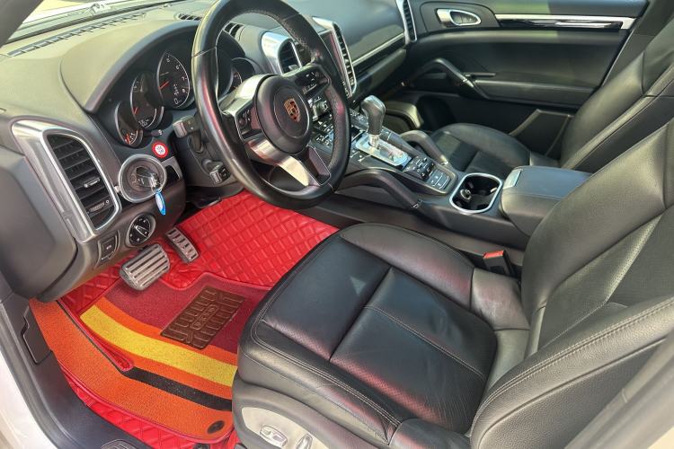 Used Porsche Cayenne 2016 Cayenne 3.0T Interior 6
