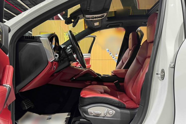 Used Porsche Cayenne 2016 Cayenne GTS 3.6T Interior 9