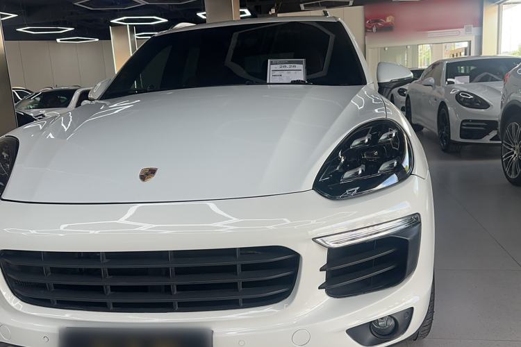 Used Porsche Cayenne 2016 Cayenne 3.0T Left Front Headlight