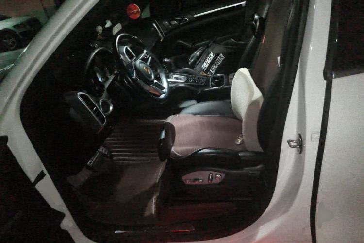 Used Porsche Cayenne 2016 Cayenne S 3.6T Left Front Seat