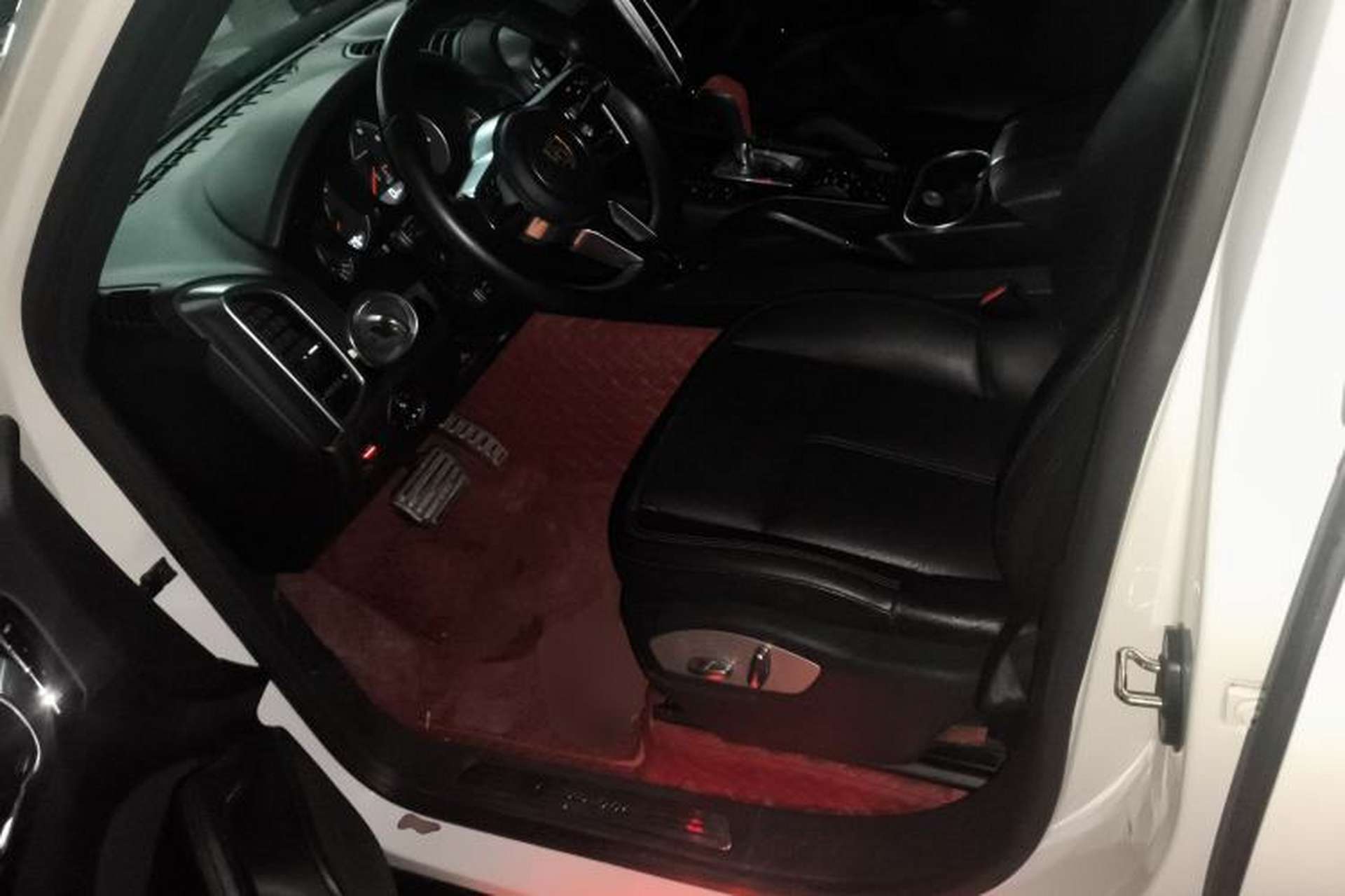 Used Porsche Cayenne 2016 Cayenne 3.0T Left Front Seat